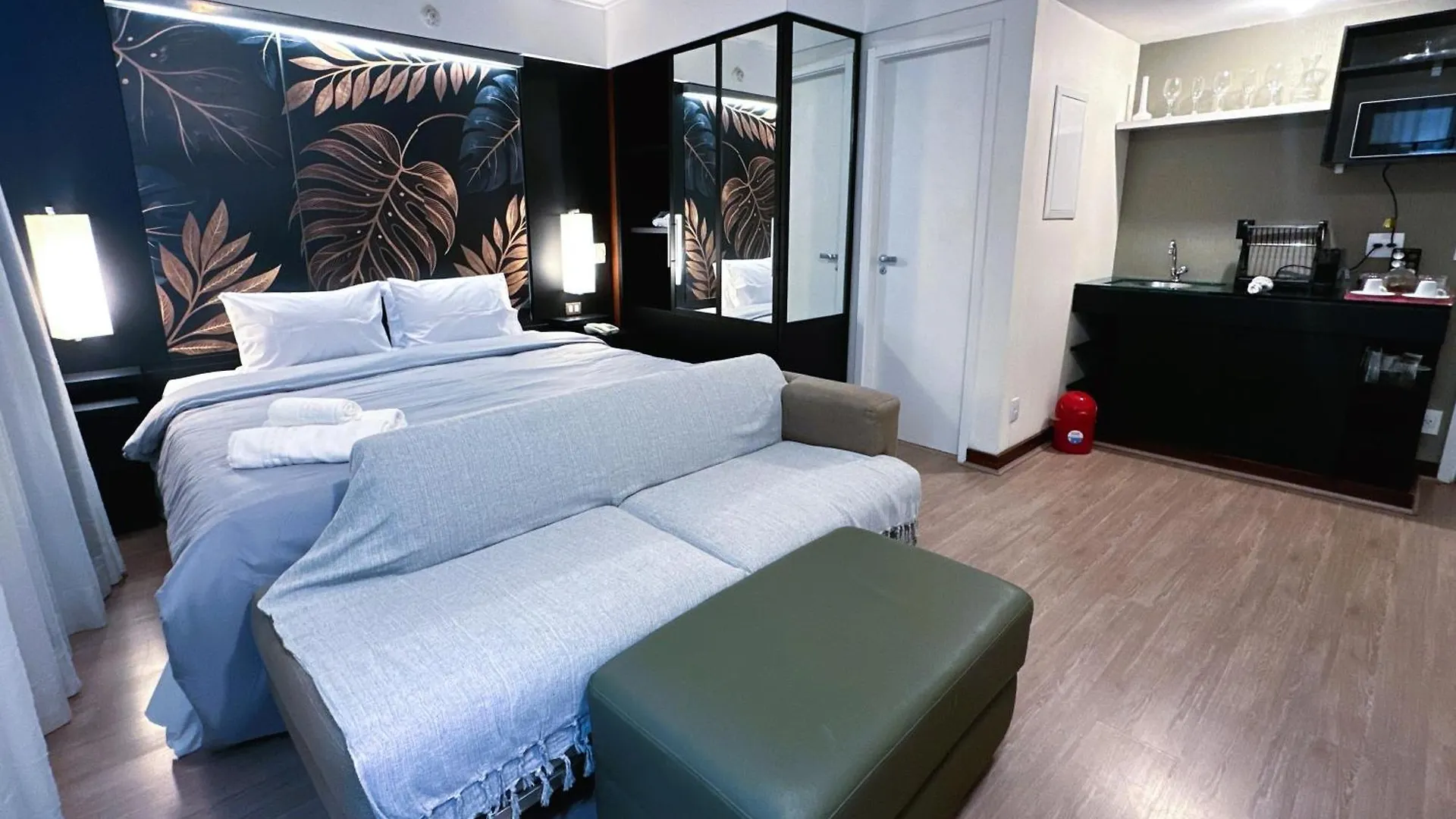 Flat 1414 Luxo No Hotel Mla Ibirapuera Com Vaga Sao Paulo Apartment